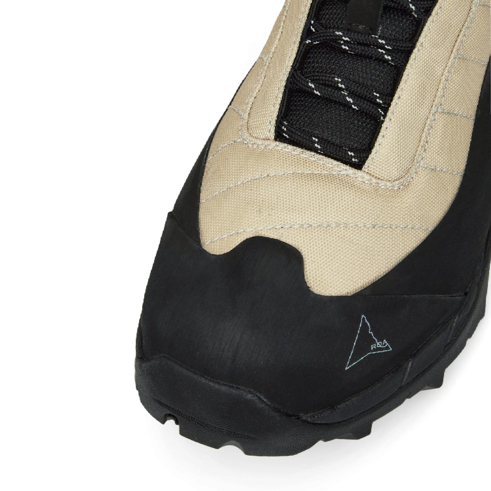 ROA Khatarina Boot in Beige front detail.