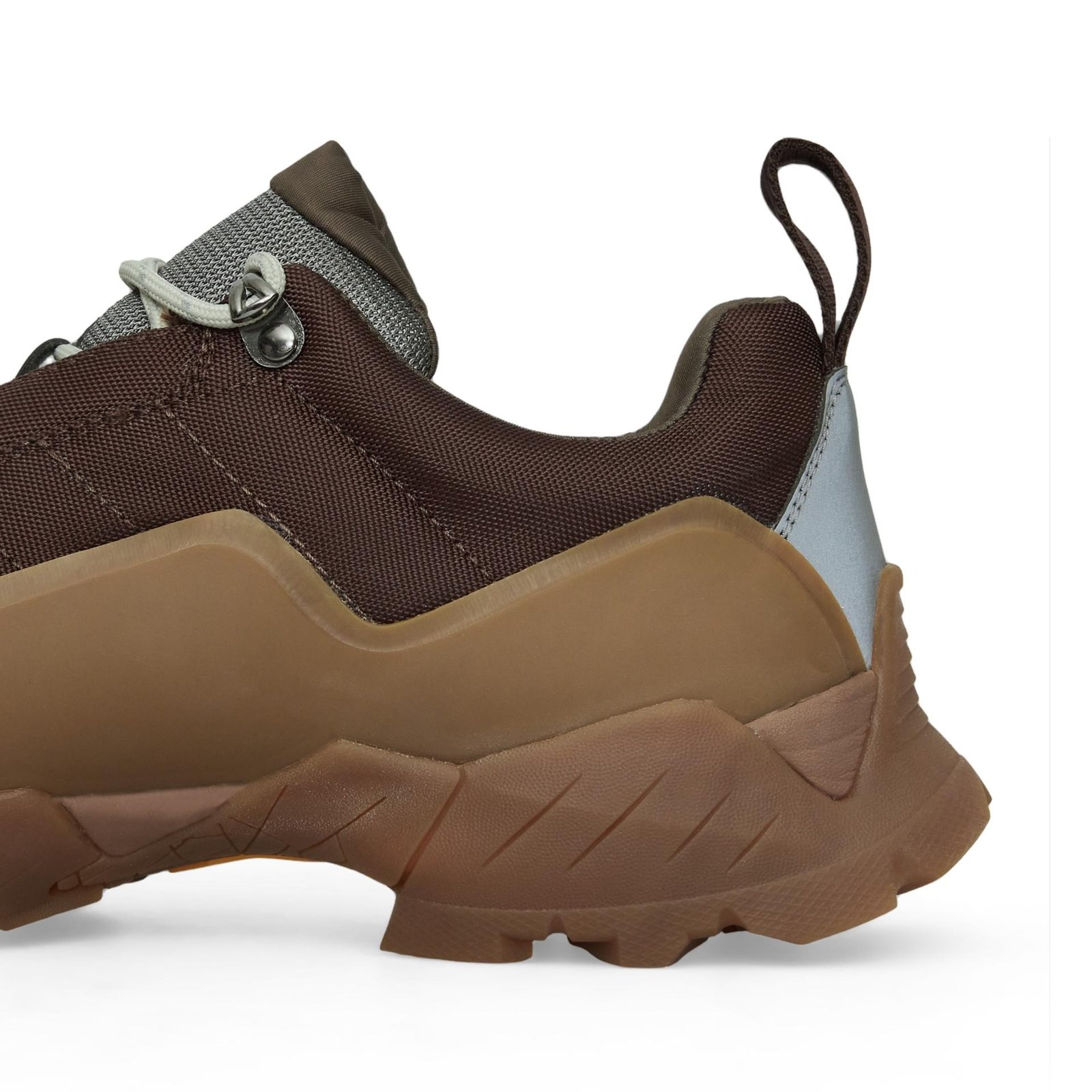 ROA Katharina in Brown back half view.