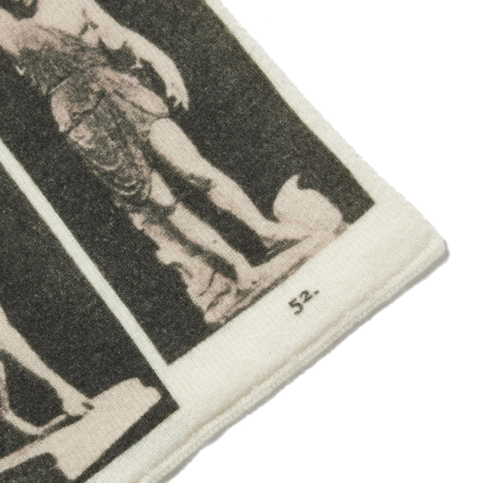 The Narcissus Scarf 3