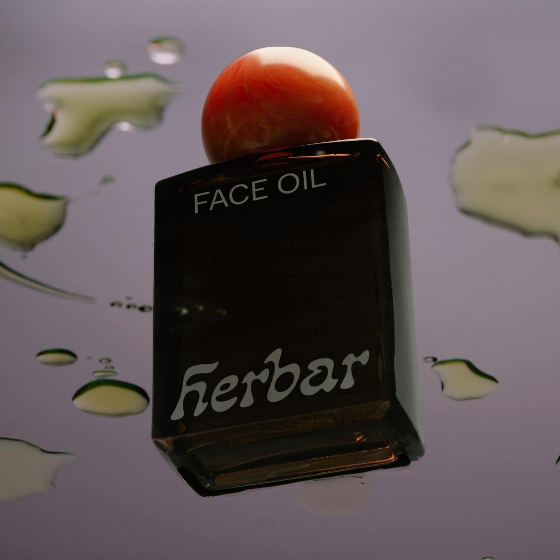 Herbar Face Oil (Travel Size) artistic presentation.