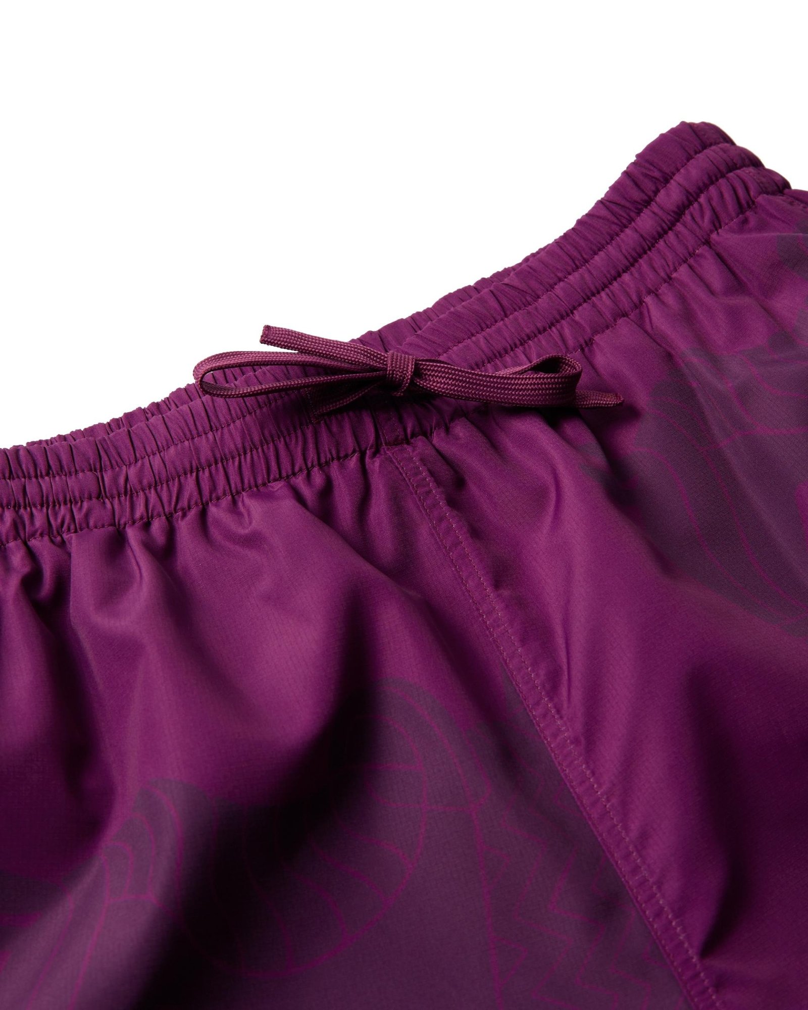 Waist detail of the by Parra Horse Shorts.