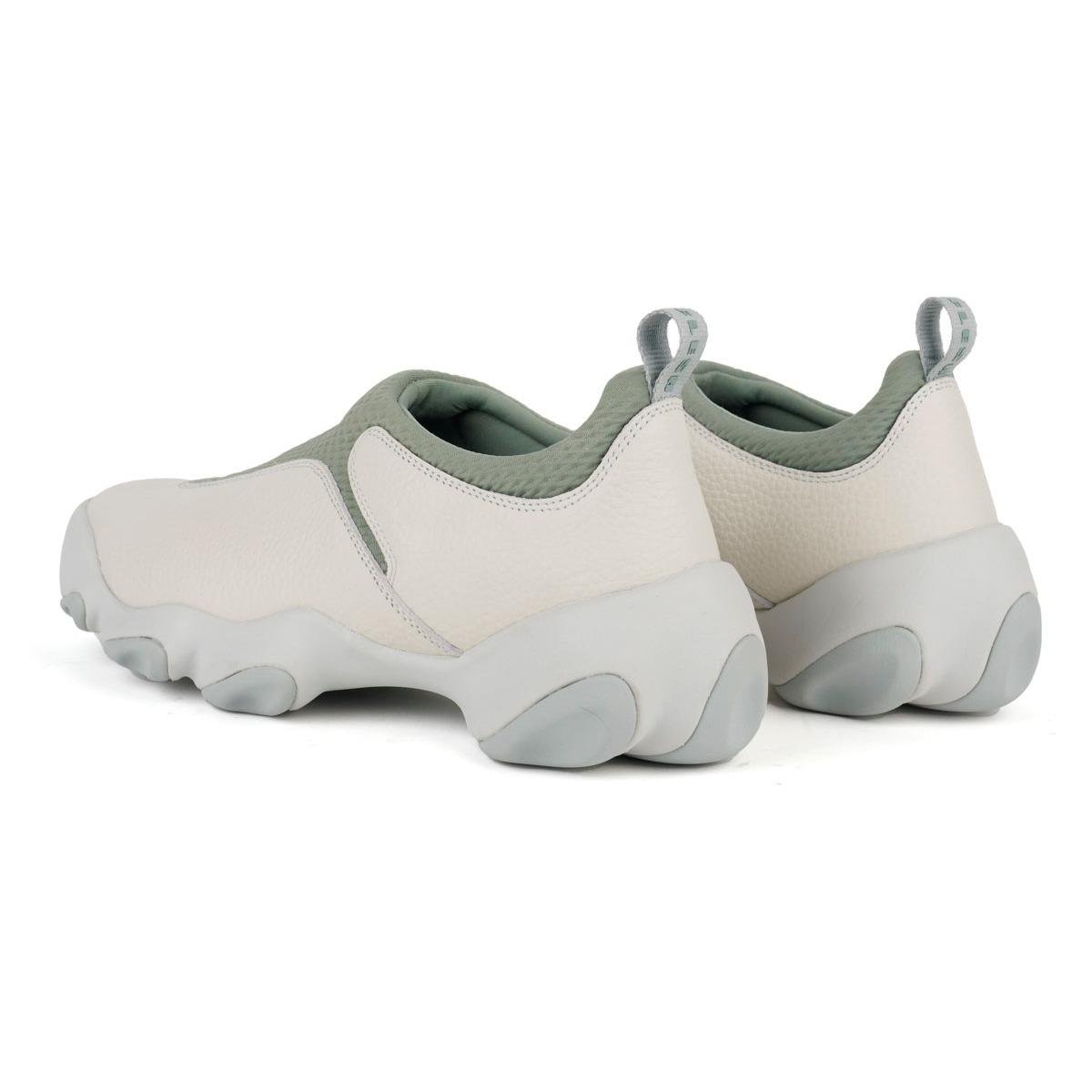 A pair of Oakley Factory Team Flesh Suede – Lily Pad from the back