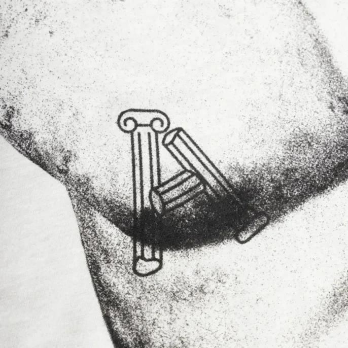 Aries Temple Torso Cap Sleeve Tee front view detail in a white background