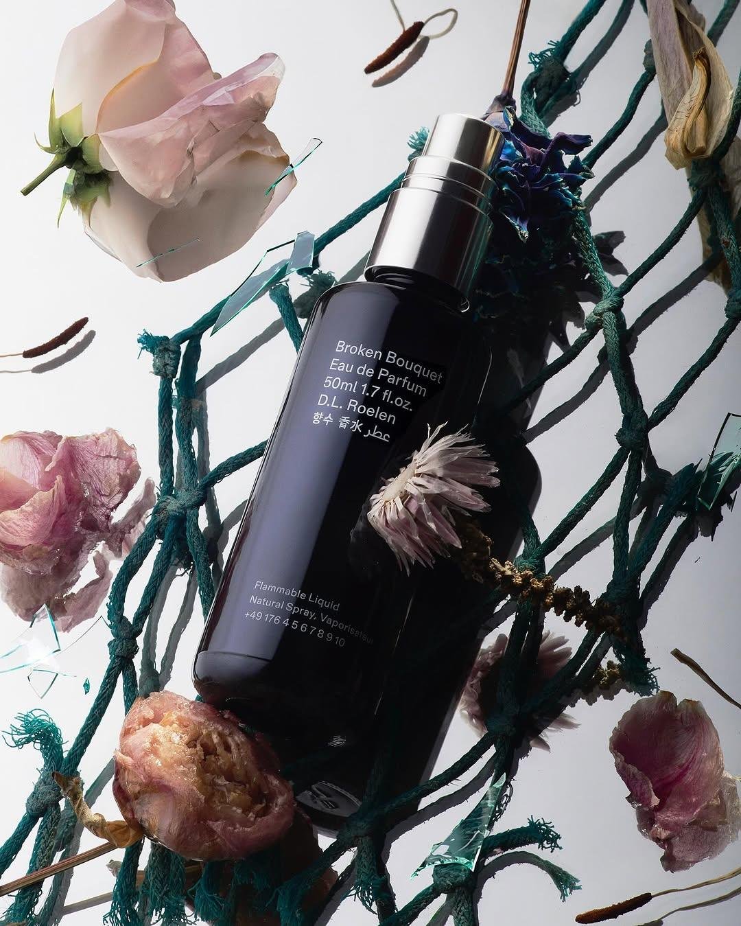 Roelen Broken Bouquet Parfum banner.