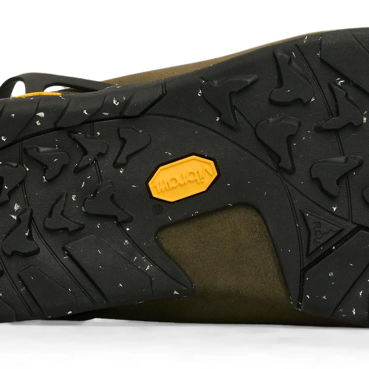 Roa Fedaia Olive Black sole detail in a white background