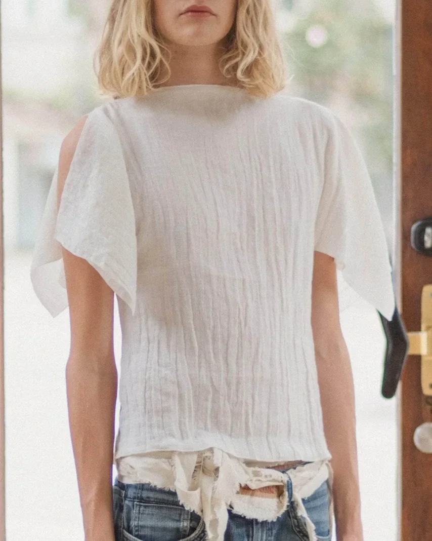 Baserange Folio Top Undyed front view on model