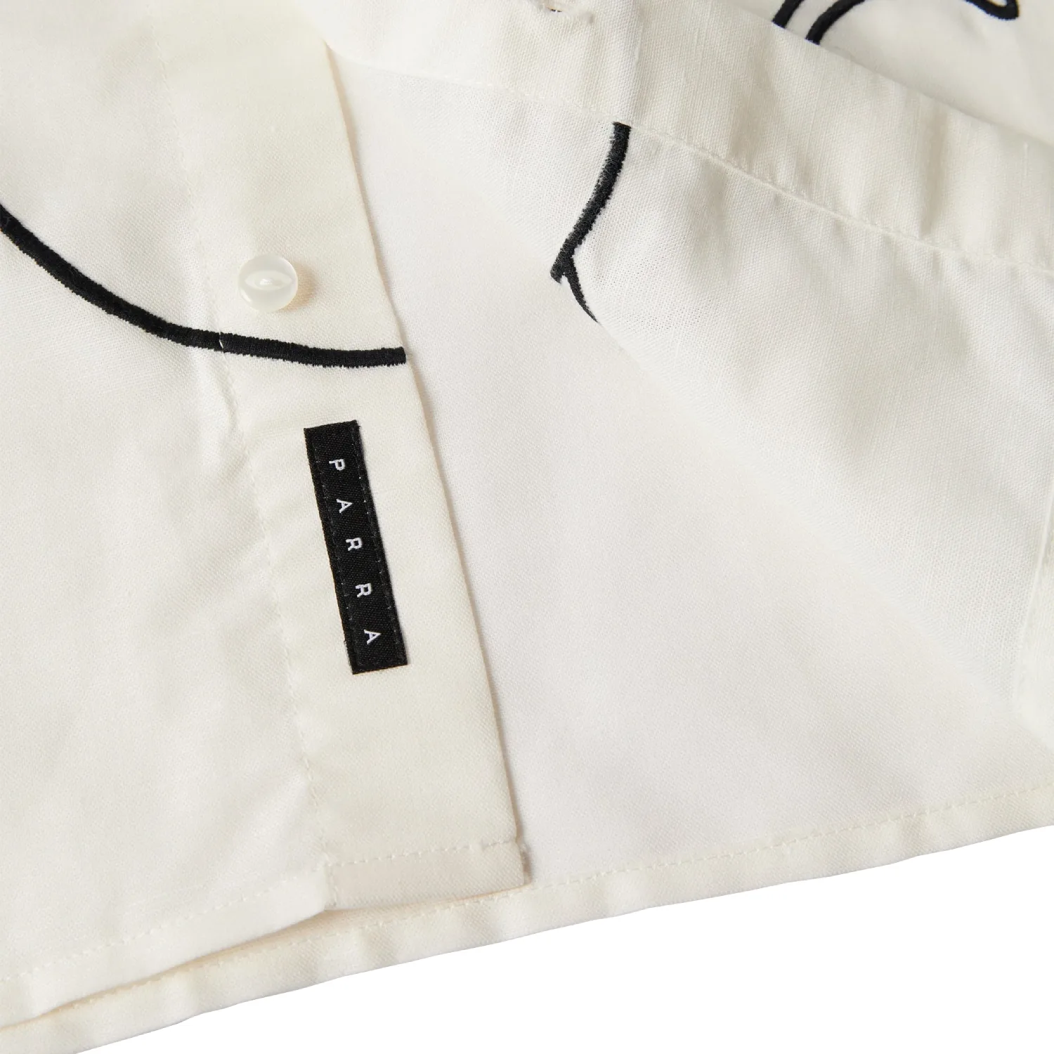 by Parra Vertical Horse Short Sleeve Shirt Off White front view detail in a white background