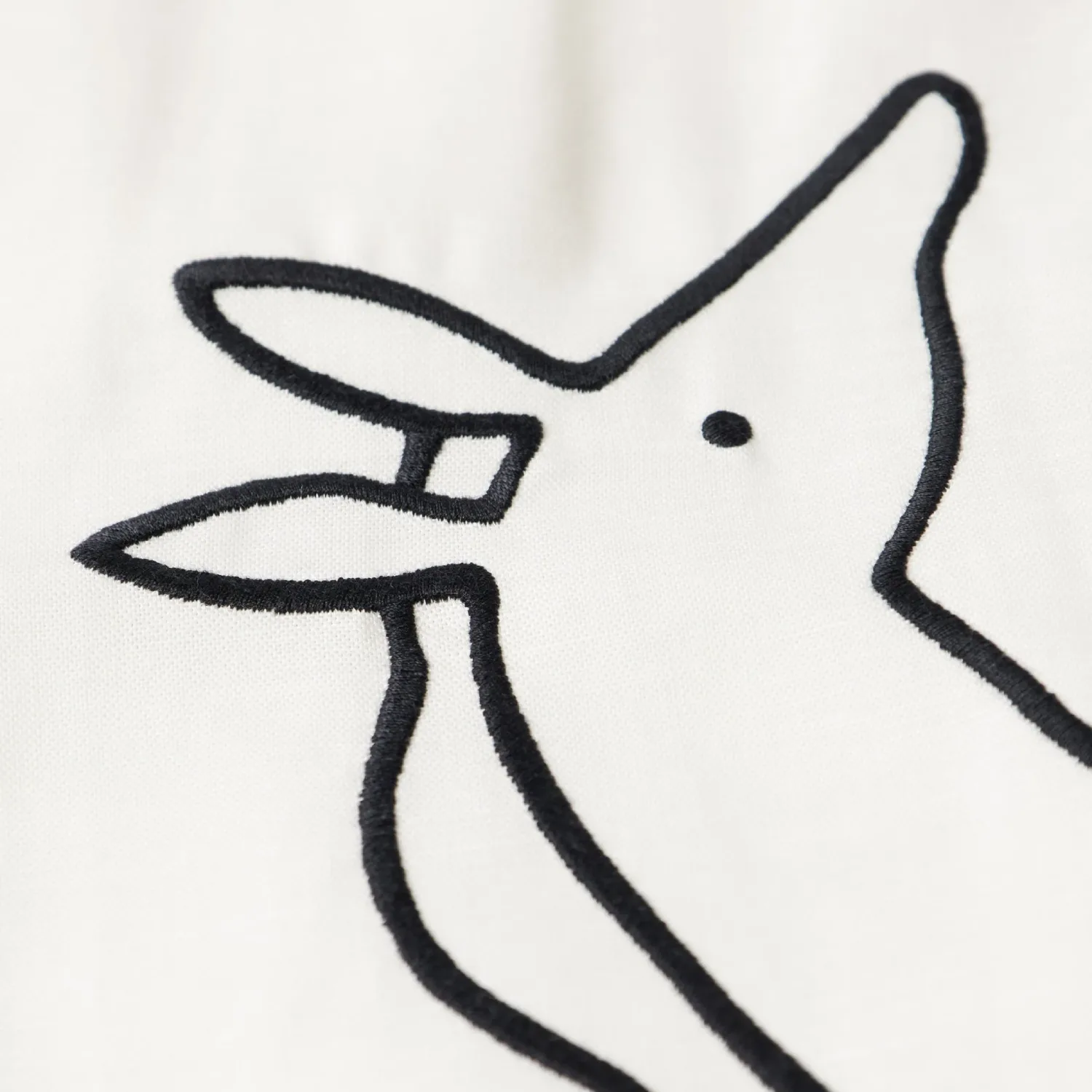 by Parra Vertical Horse Short Sleeve Shirt Off White front view detail