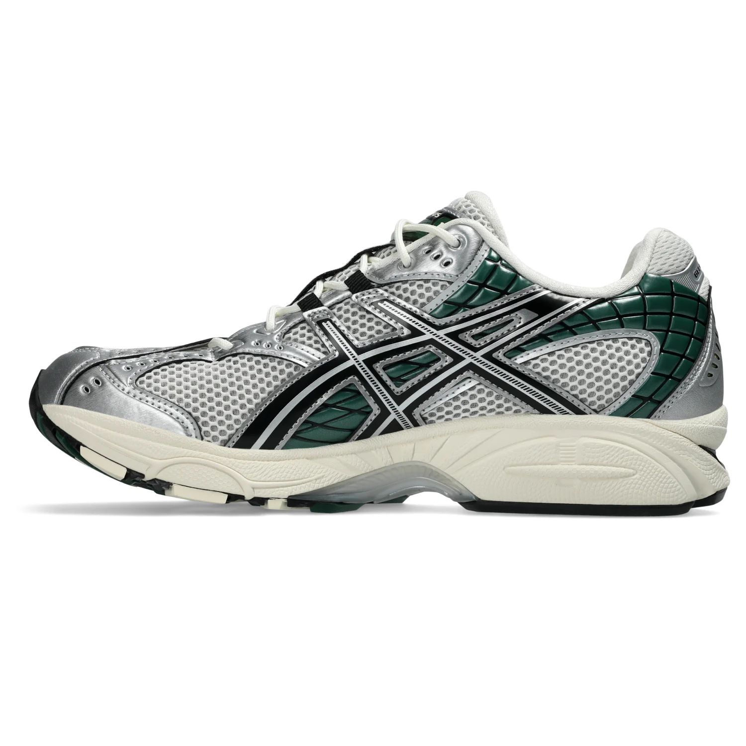 Asics Nimbus 10.1 Cream/Grove side view in a white background