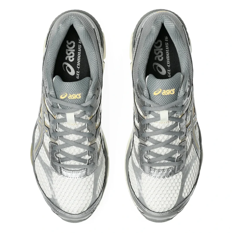 Asics GEL Cumulus 16 Cream/Clay Grey top view in a white background