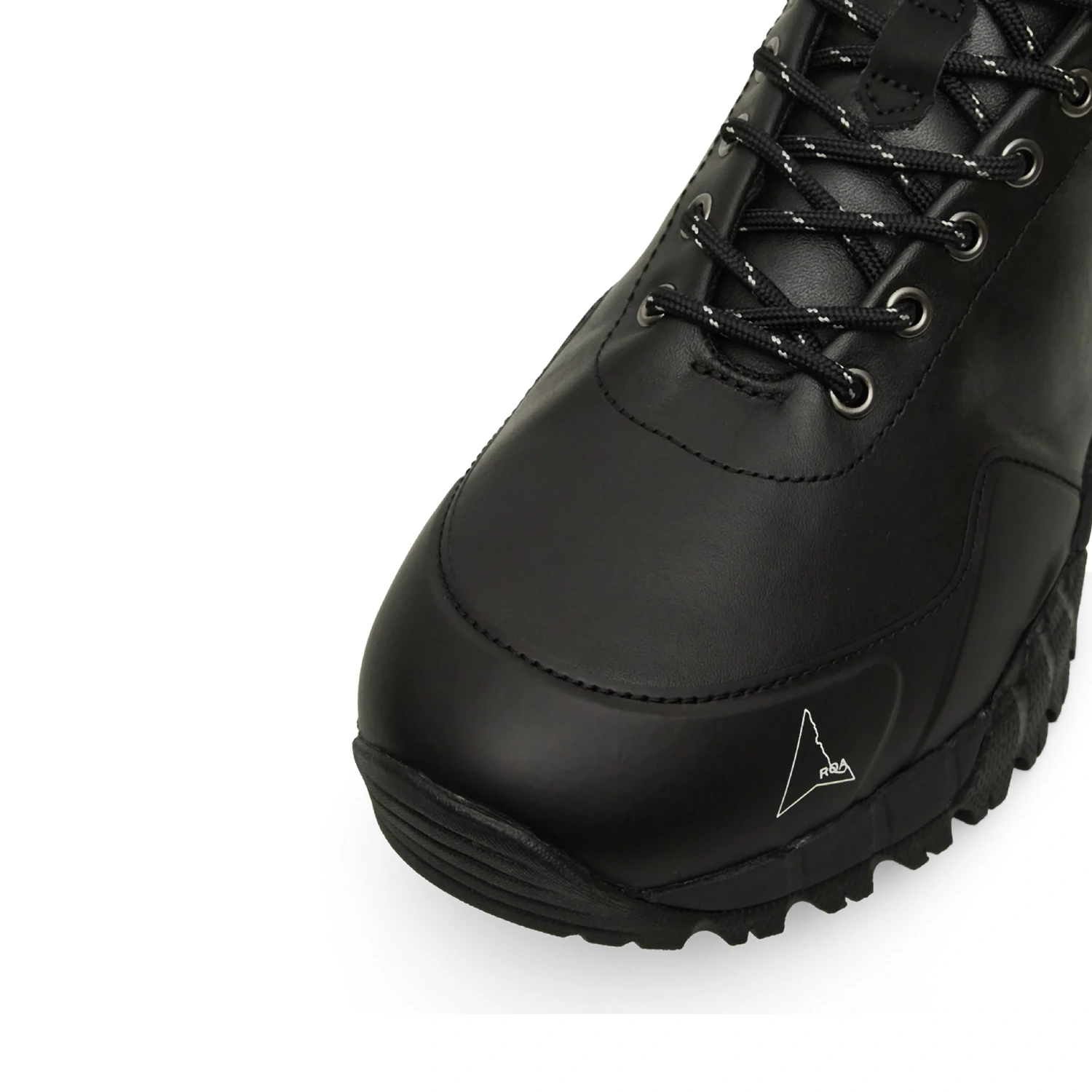 ROA Neal Black top view detail in a white background