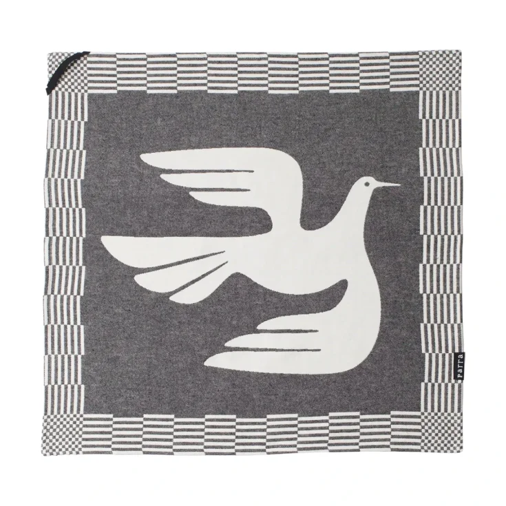 by Parra Infinite Kitchen Bird Towel Set Black in a white background