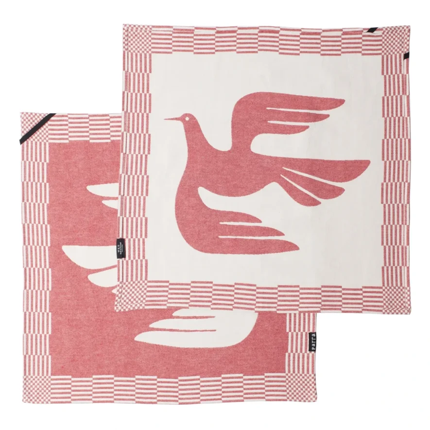 by Parra Infinite Kitchen Bird Towel Set Red in a white background