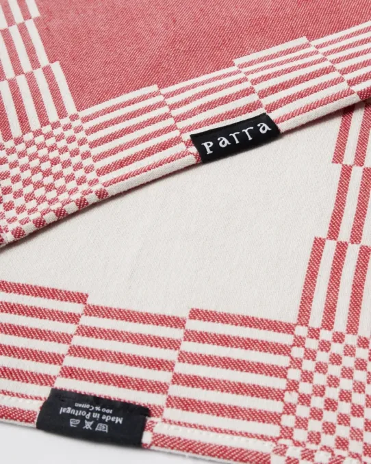 by Parra Infinite Kitchen Bird Towel Set Red detail