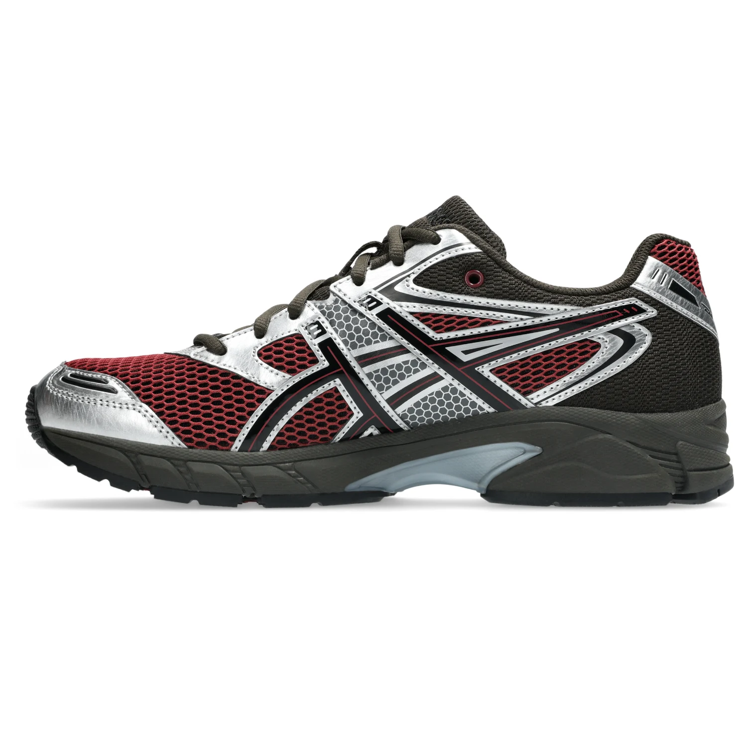 Asics Gel-DS Trainer 14 Oxblood/Black side view in a white background