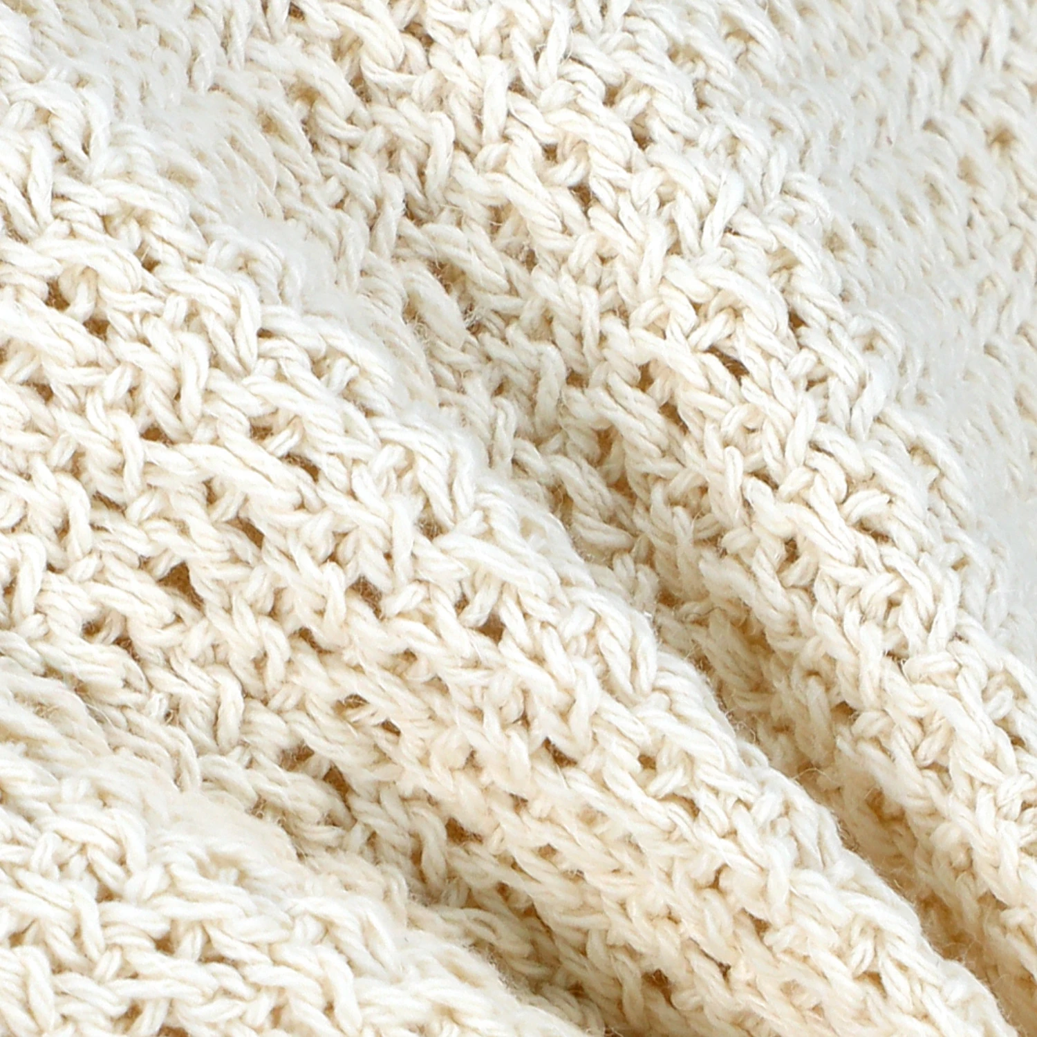 Amomento Crochet Knit Vest Beige fabric detail