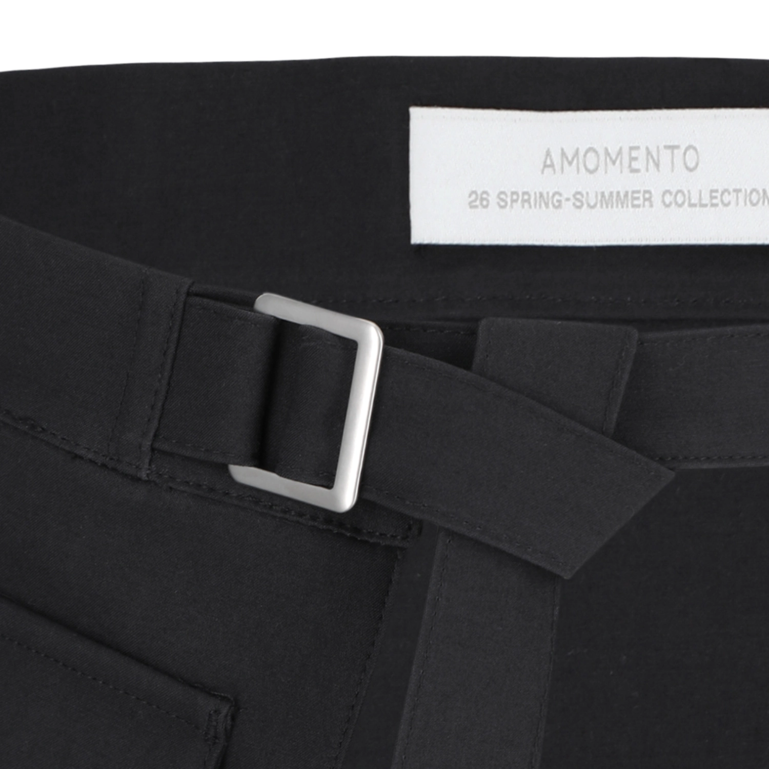 Amomento Pocket Apron Charcoal back view detail