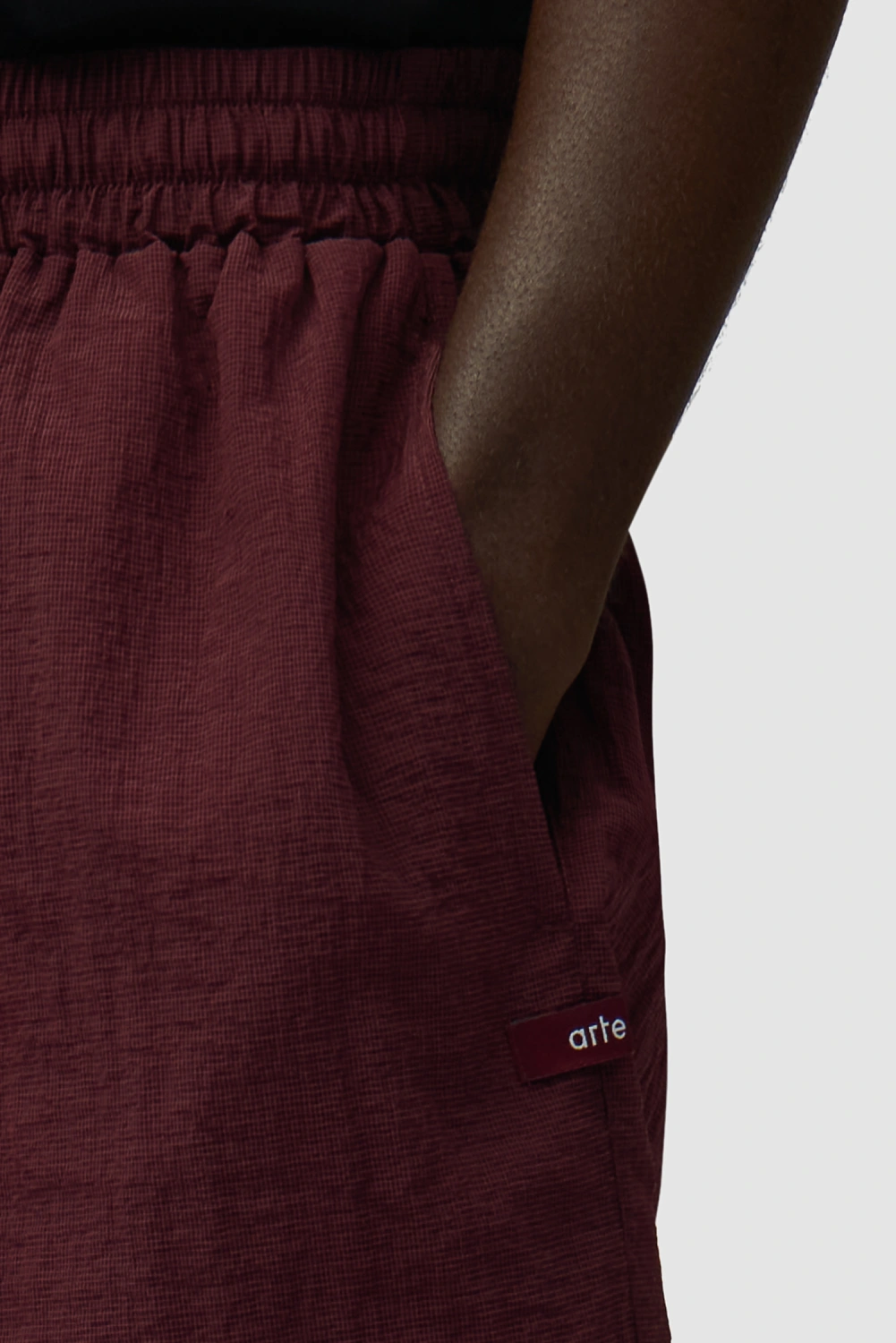 Arte Antwerp Mesh Shorts Bordeaux front view on model