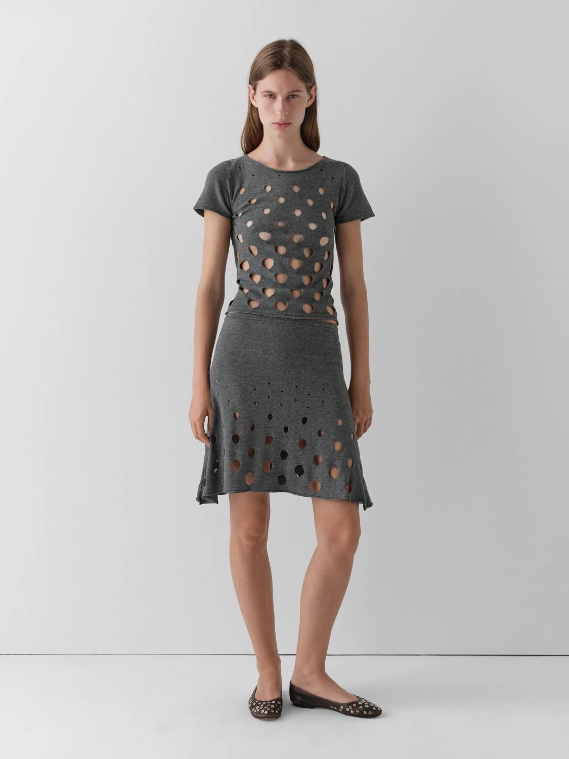 Gimaguas Summer Top Grey front view on model