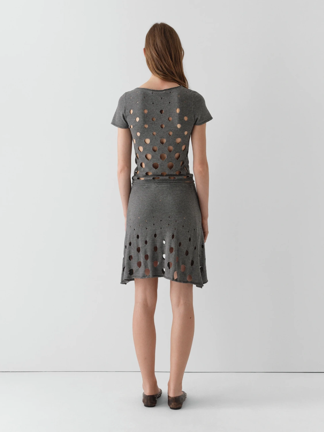 Gimaguas Summer Top Grey back view on model