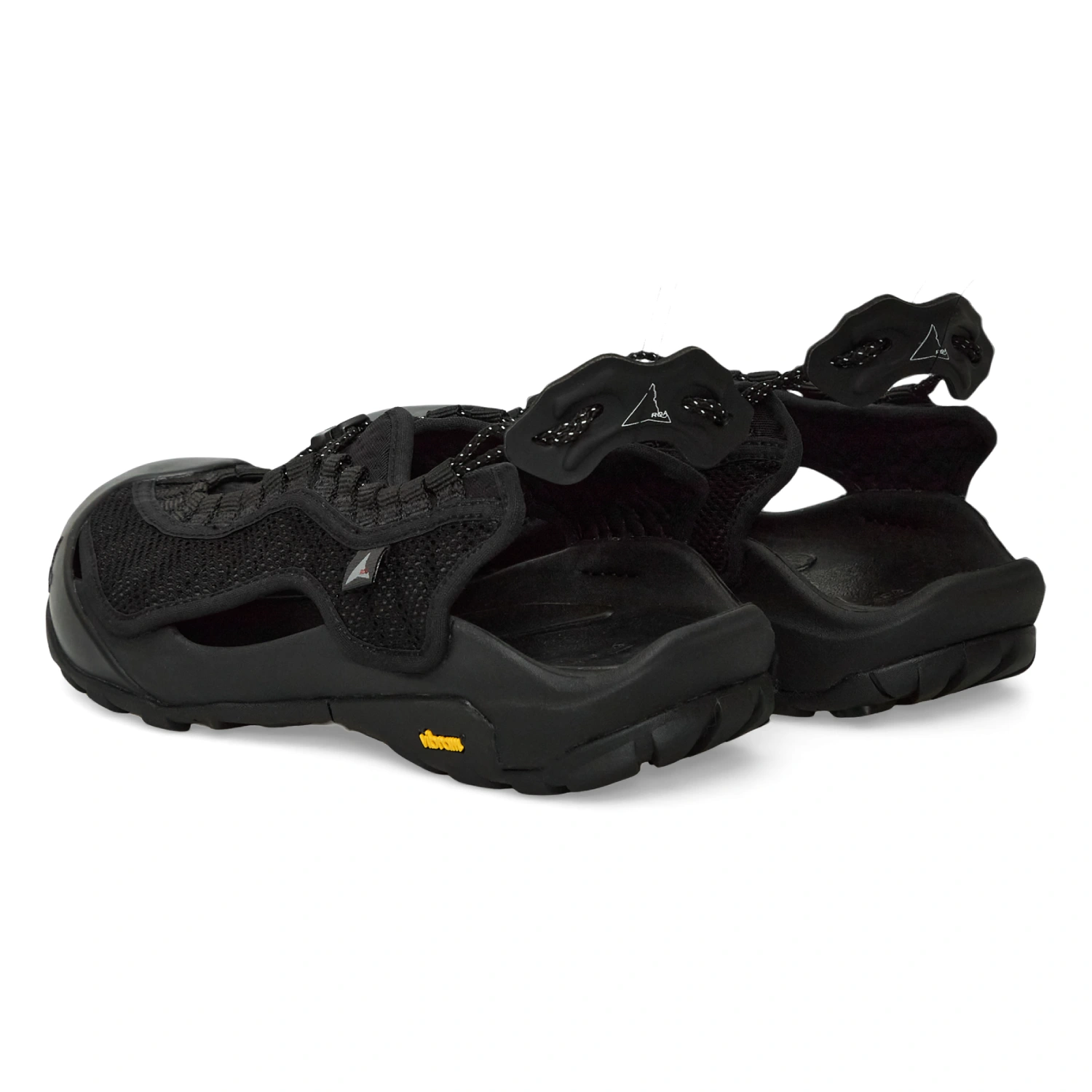 ROA Arpy Weaved Black side view in a white background