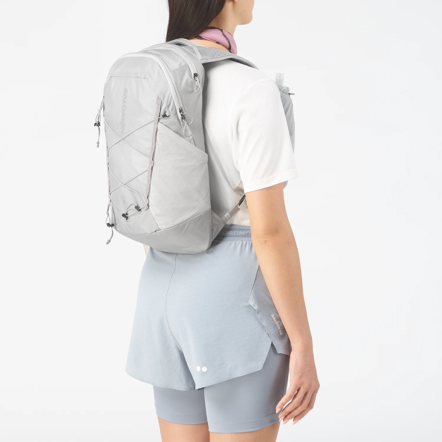 Salomon XT 15 Paloma/Cloudburst on model