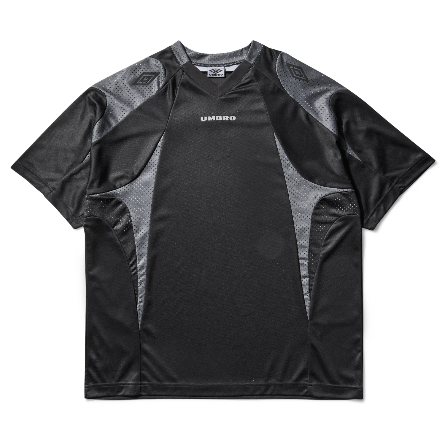 Umbro Slam Jam Training 08 10 Tee Black front view in a white background