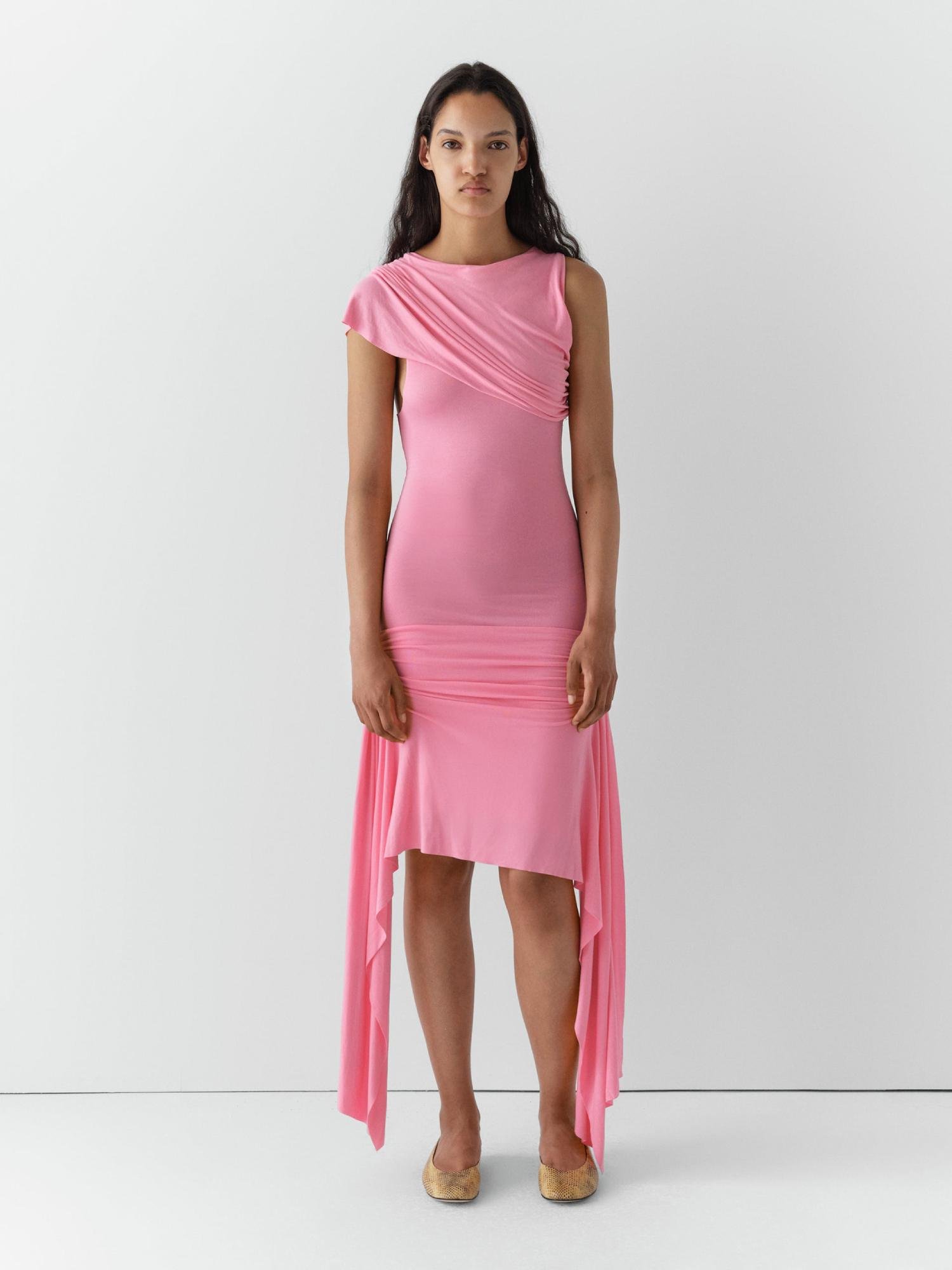 Gimaguas Annika Dress Pink on model front