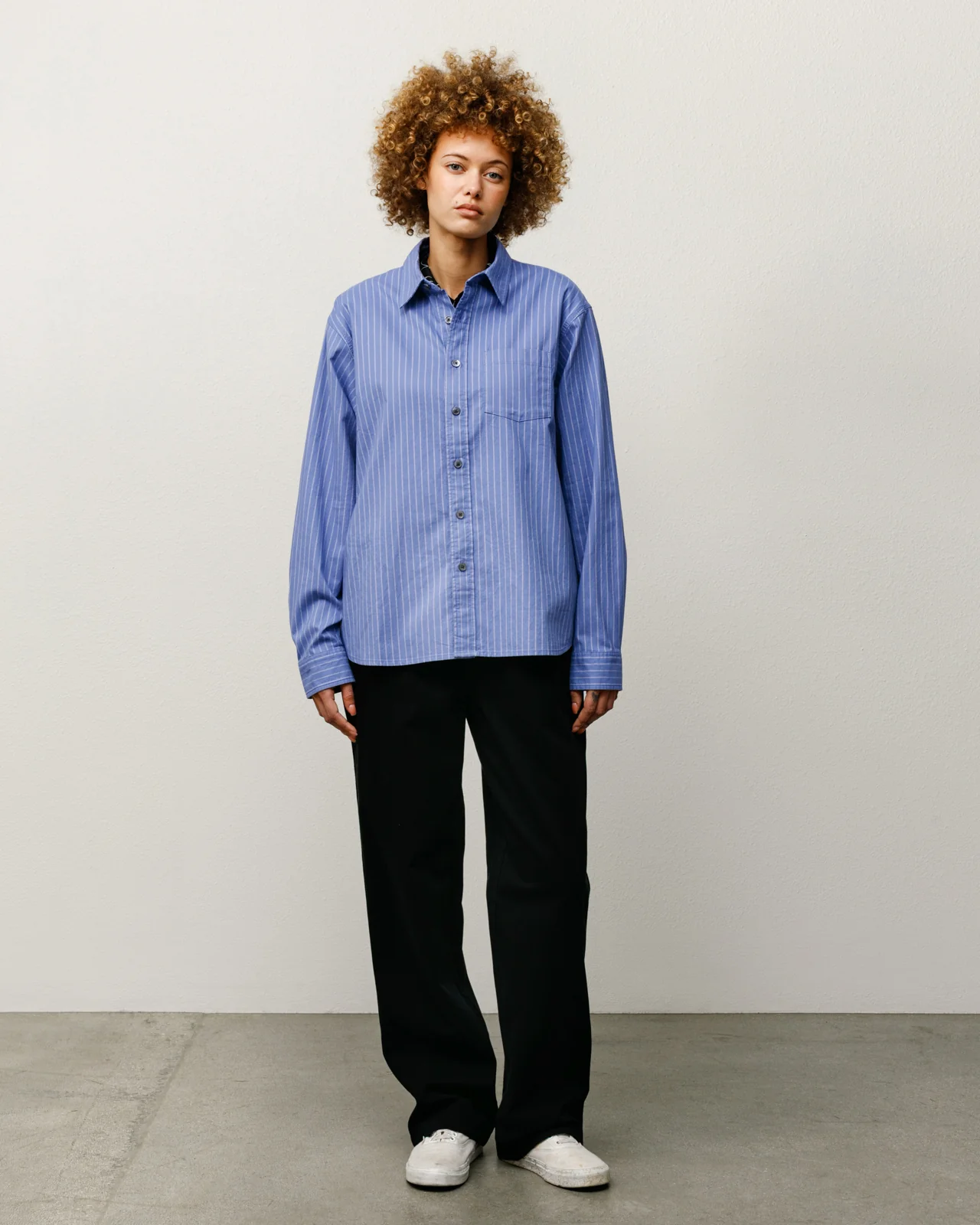 Stüssy Beach Pant Black on model