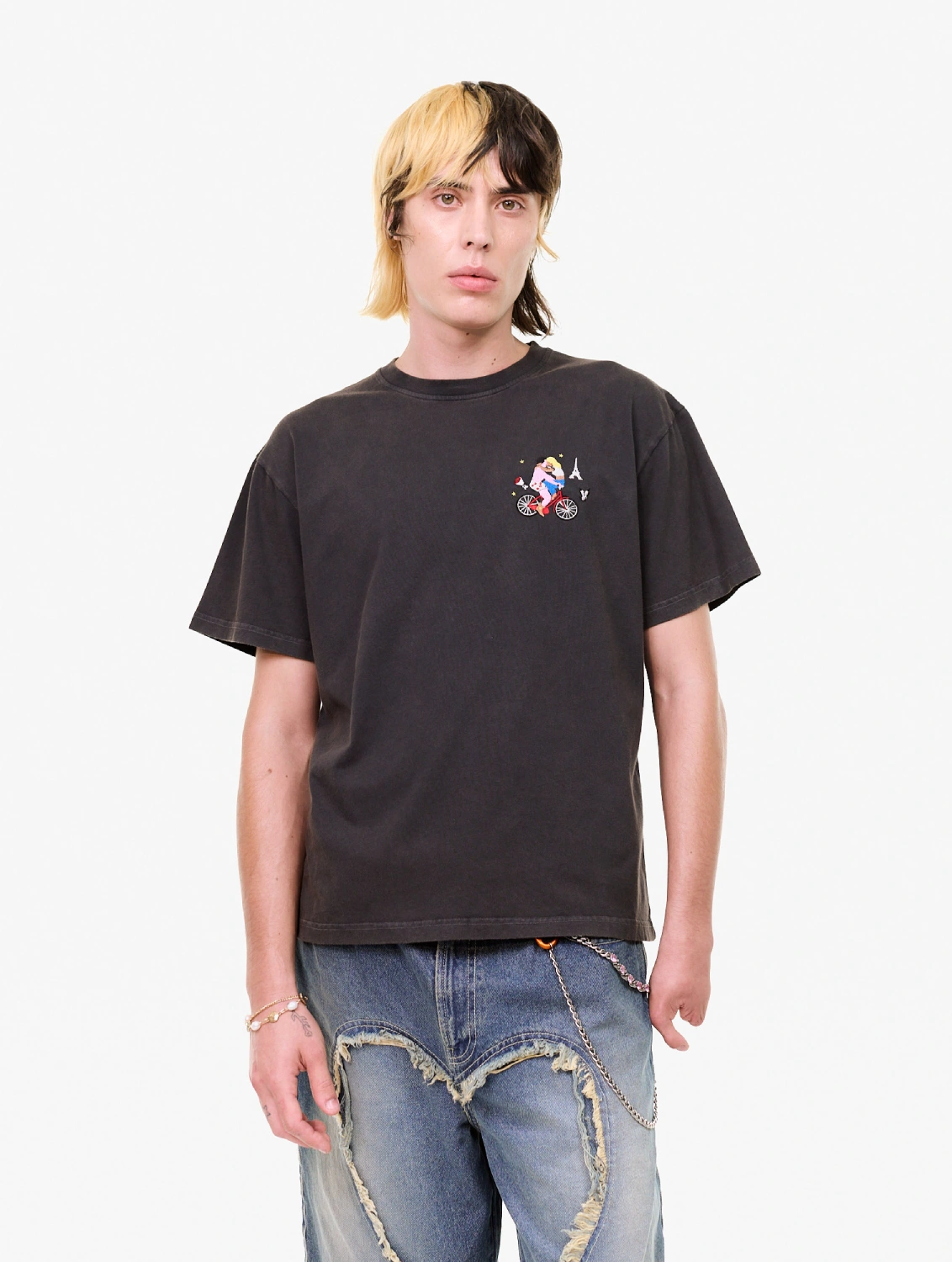 Carne Bollente Velo Valentine T-Shirt Off Black on model