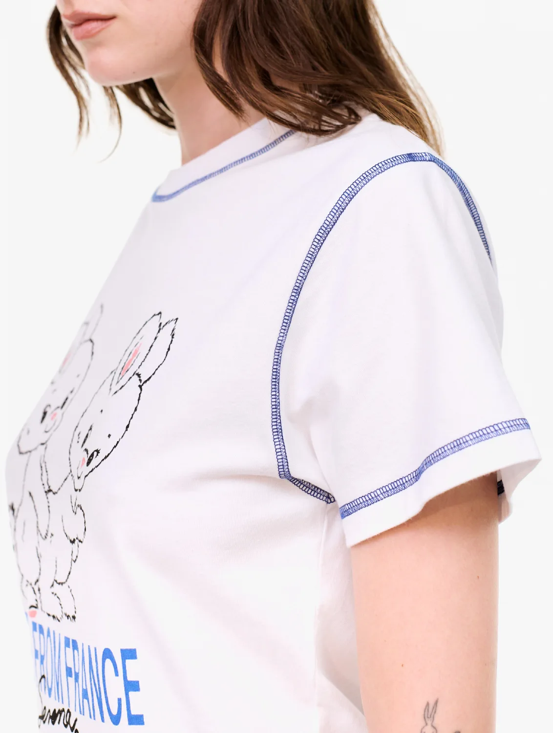 Carne Bollente XOXO, Serena T-Shirt White side view on model