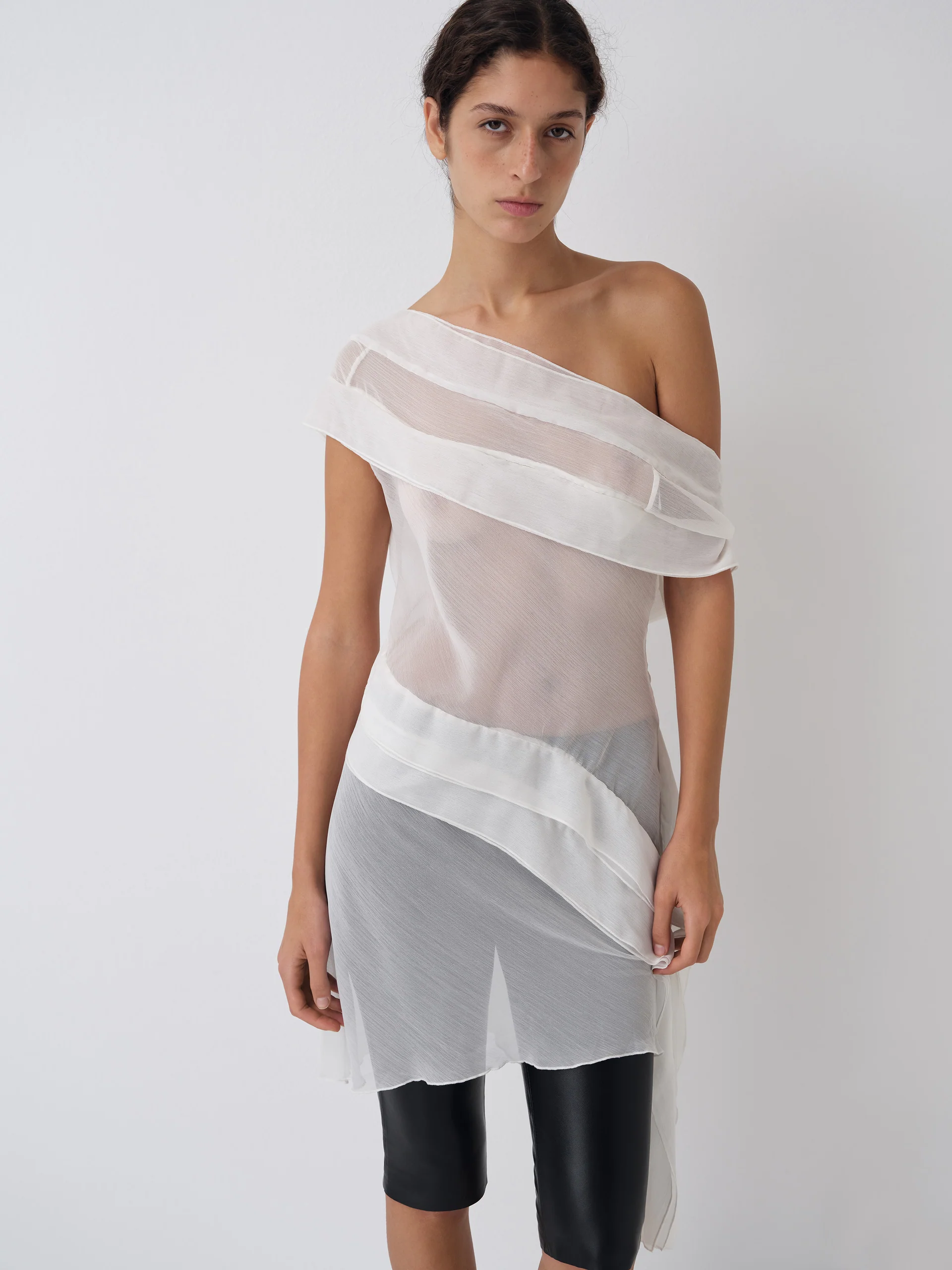 Gimaguas Boa Dress White front view on model