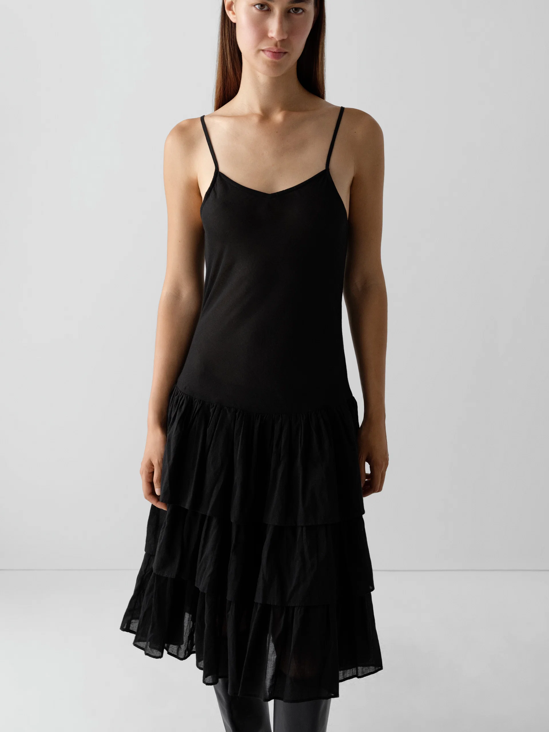 Gimaguas Joan Midi Dress Black front view on model